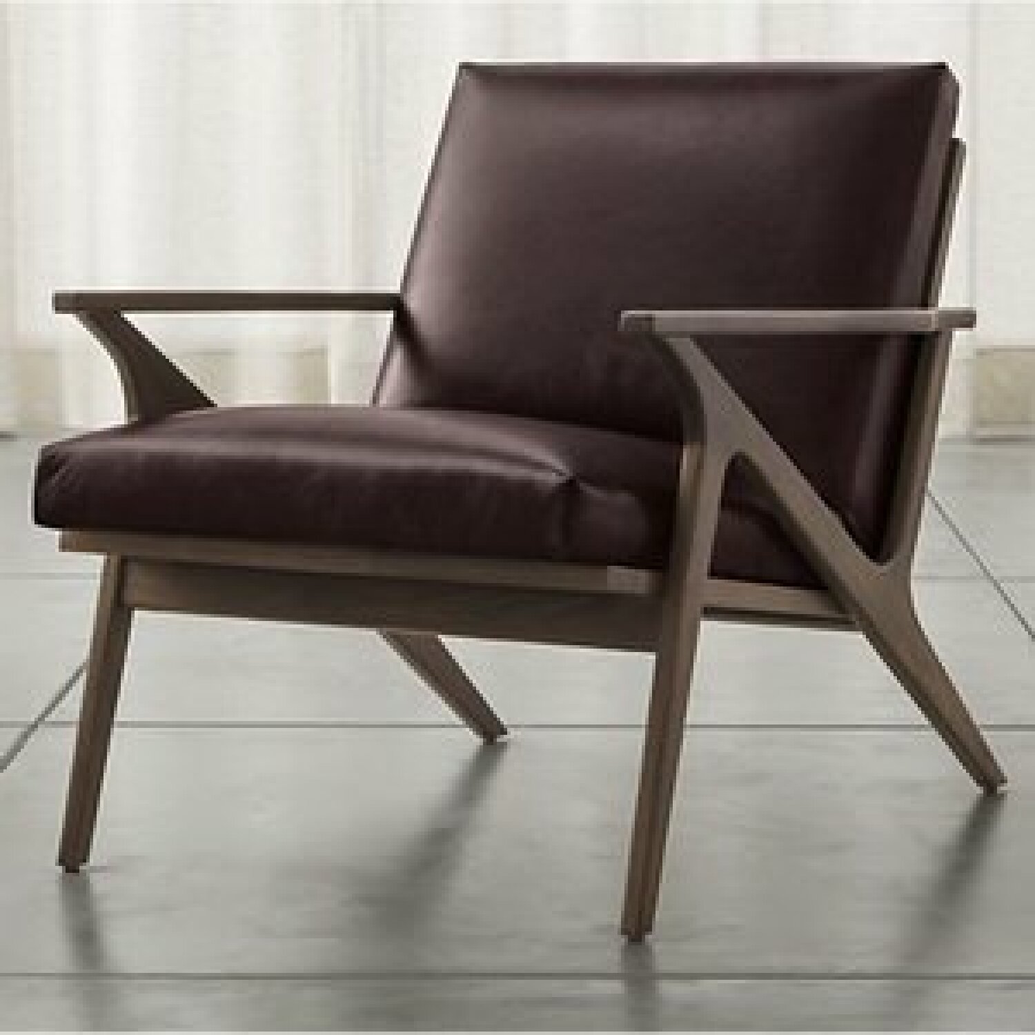 <a href="https://www.moderndigz.com/Cavett leather chair" target="_blank" rel="noopener nofollow">Cavett leather chair</a>